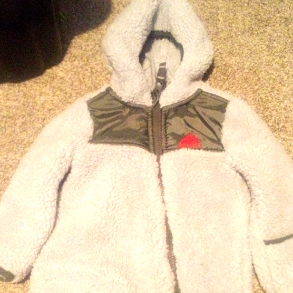 Warm/Cozy Hooded Winter Snow Suit